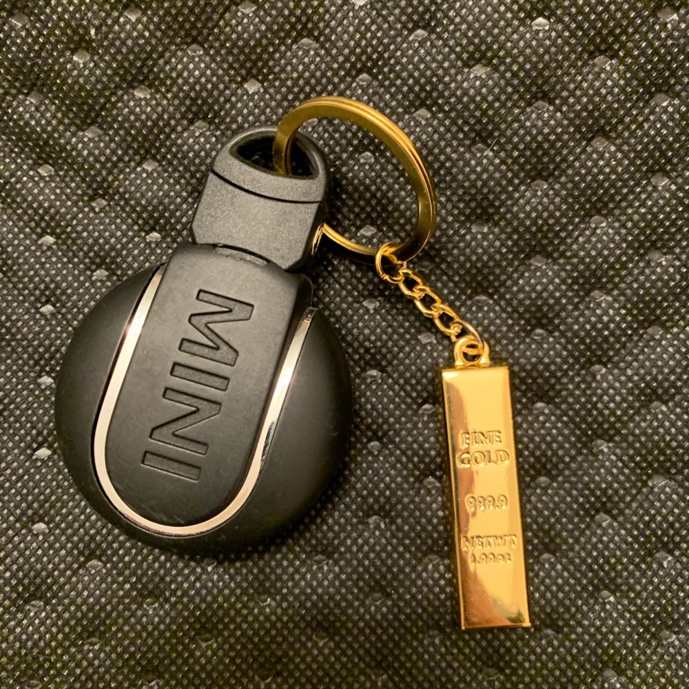 Keychain - Picture 3 of 8